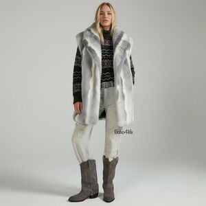 $110 Soft Surroundings Vest Women Faux Fur Quiet Luxury Soft Plush Gray Stripe S